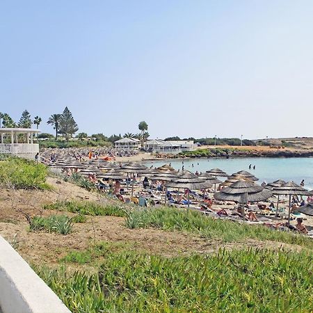 Villa Sunday Agia Napa Buitenkant foto