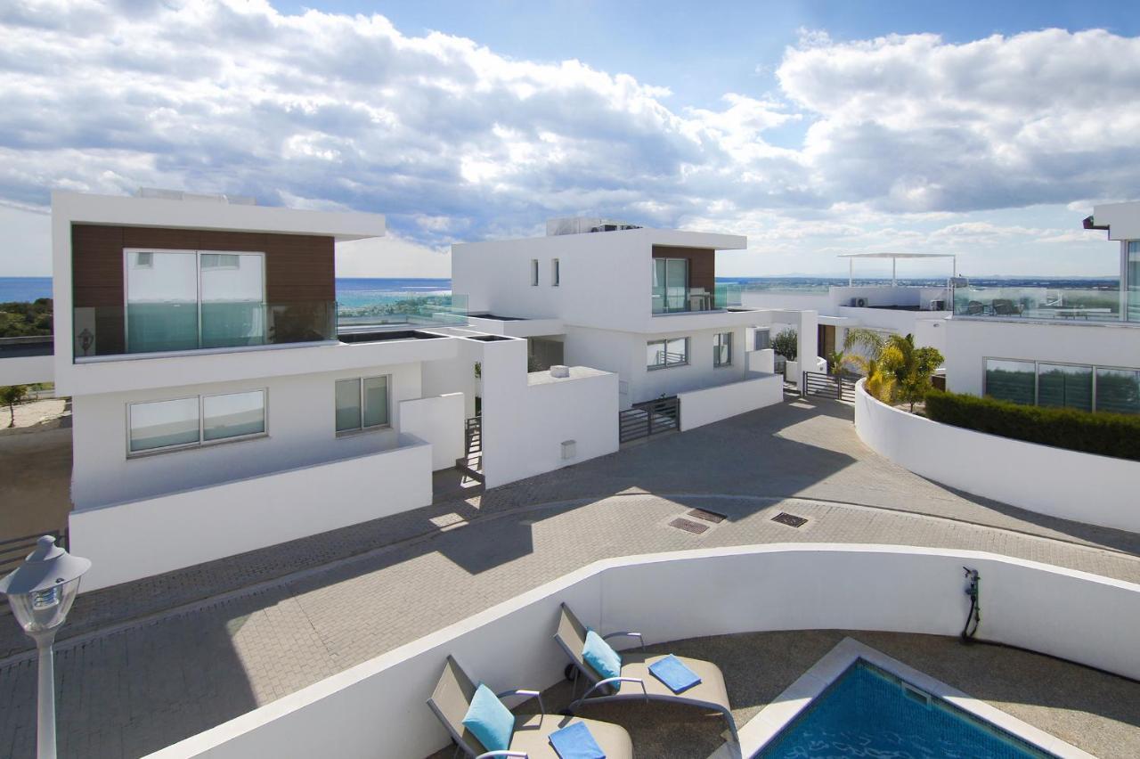 Villa Sunday Agia Napa Buitenkant foto